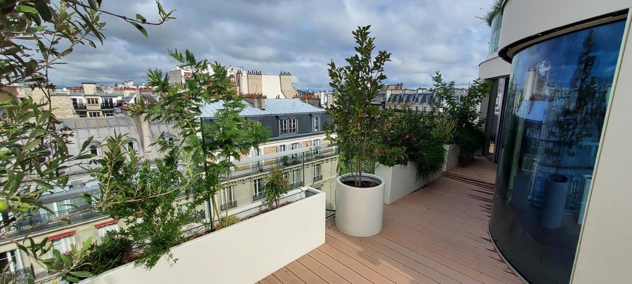 150m2 And A 45m2 Terrace At 8th Floor With Air Conditioning Appartamento *